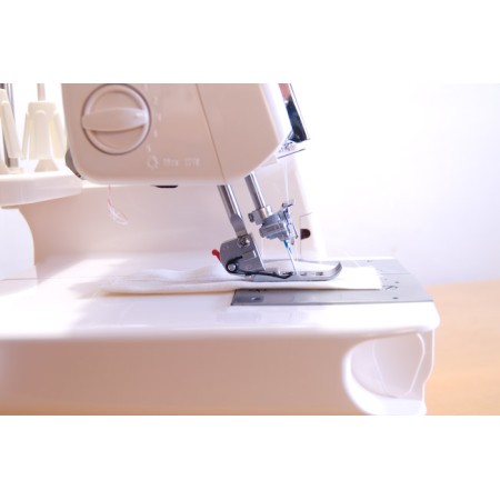 Merrylock MK 3040 - krycia zámka