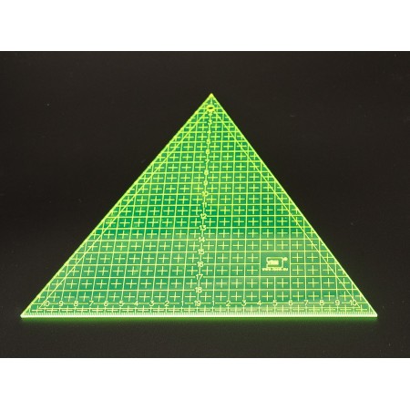 Patchworkové pravítko - triangle 20x22 cm - fluo