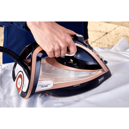 Napařovací žehlička Tefal Ultimate Pure FV9845E0