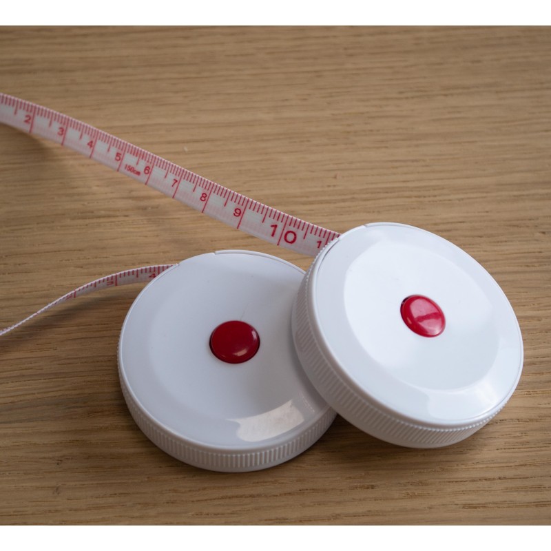 Krajčírsky meter ( centimeter ) so samonavíjaním - 1 ks/sáčok - 12sáčků/krabička