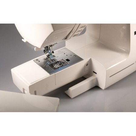 Šijací stroj Janome 607 TXL + predlžovací stôl