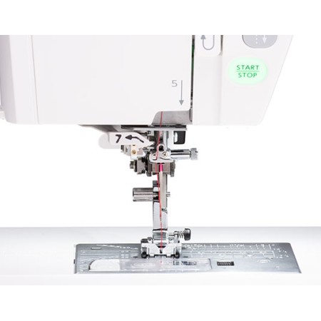 Šicí stroj Janome MC 9450 QCP