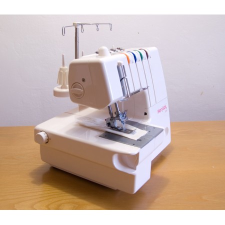 Merrylock MK 3040 - krycia zámka