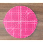 otočná řezací podložka 36x36 cm růžová